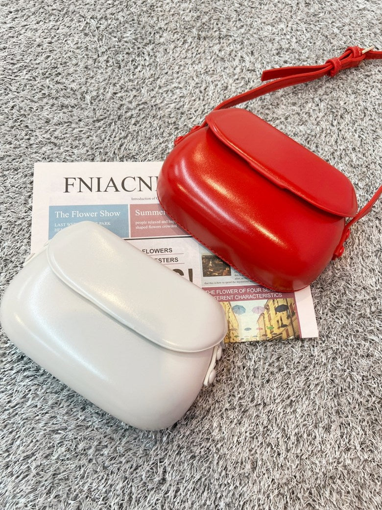 Milky Mini Bag