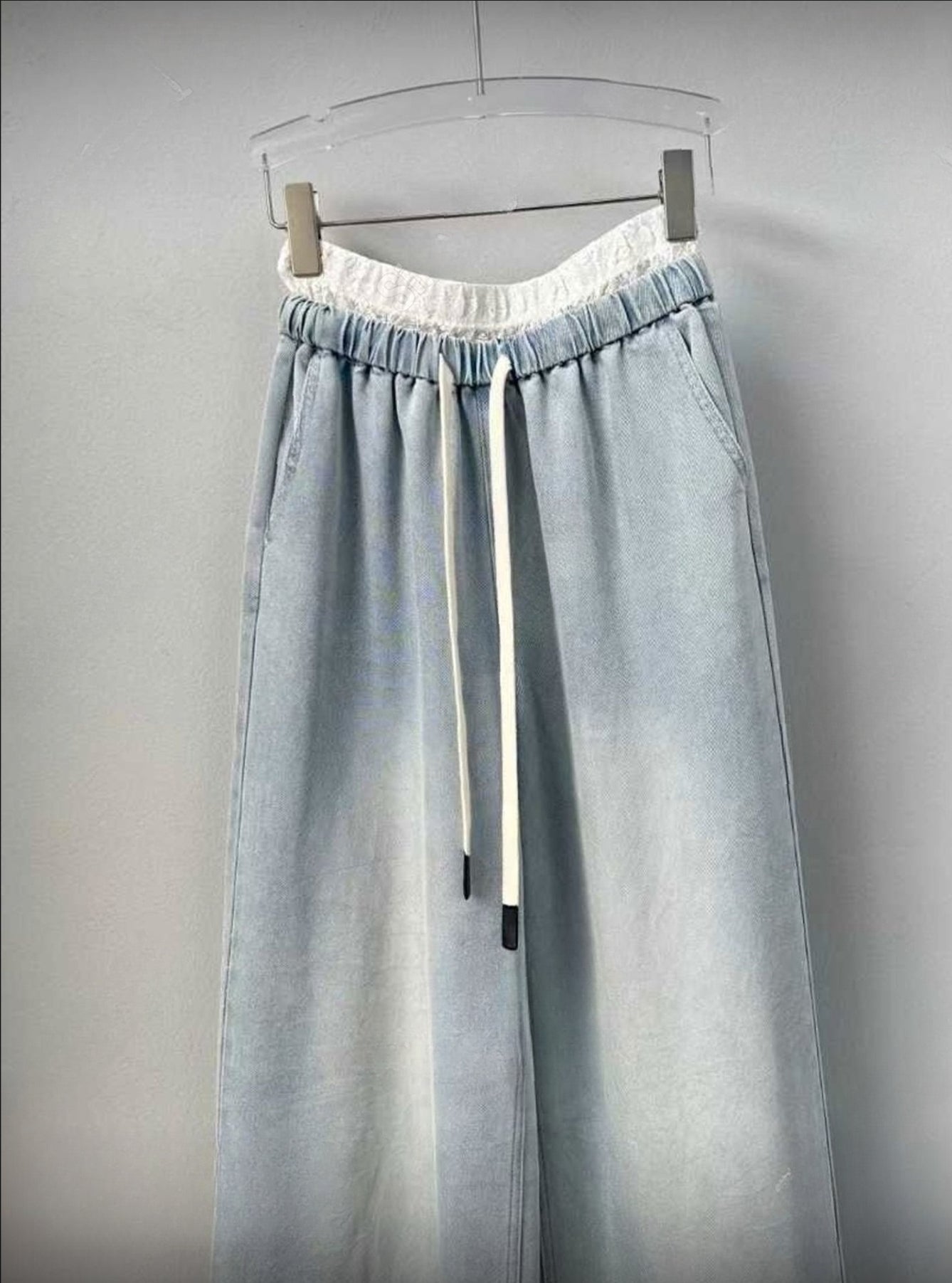 Flow Light Denim Pants