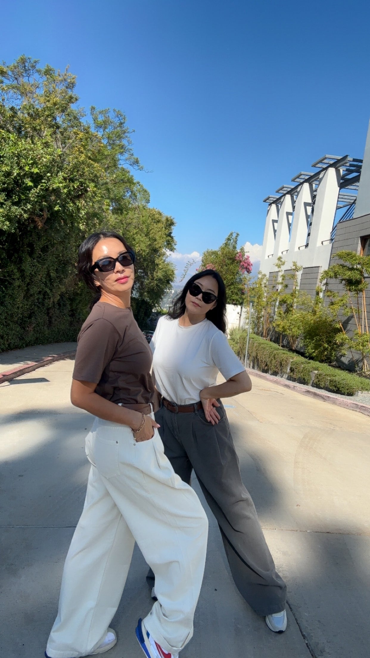 Adriana Denim Wide Pants (*Belt not included)