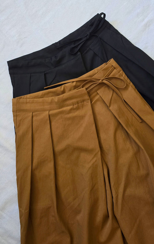 Cloud Pleat Wrap Pants